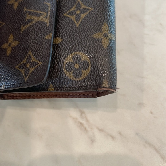 Louis Vuitton Monogram Wallet - Picture 10 of 16